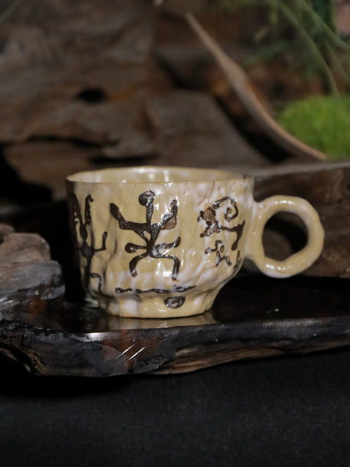 Buckwheat Clay Mug · Ancient Figures No.004